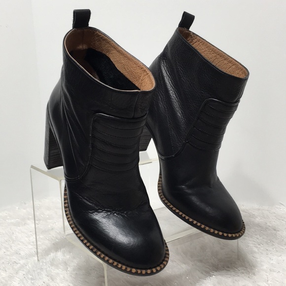 Free People Shoes - FREE PEOPLE McCall ankle boot black US 8.5 EU39